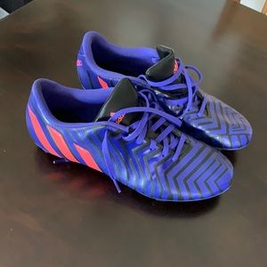 Women’s soccer cleats Predito